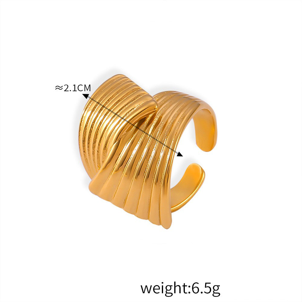 18K Gold Fashionable Personality Linear Pattern Design Simple Style Earring and Ring Set