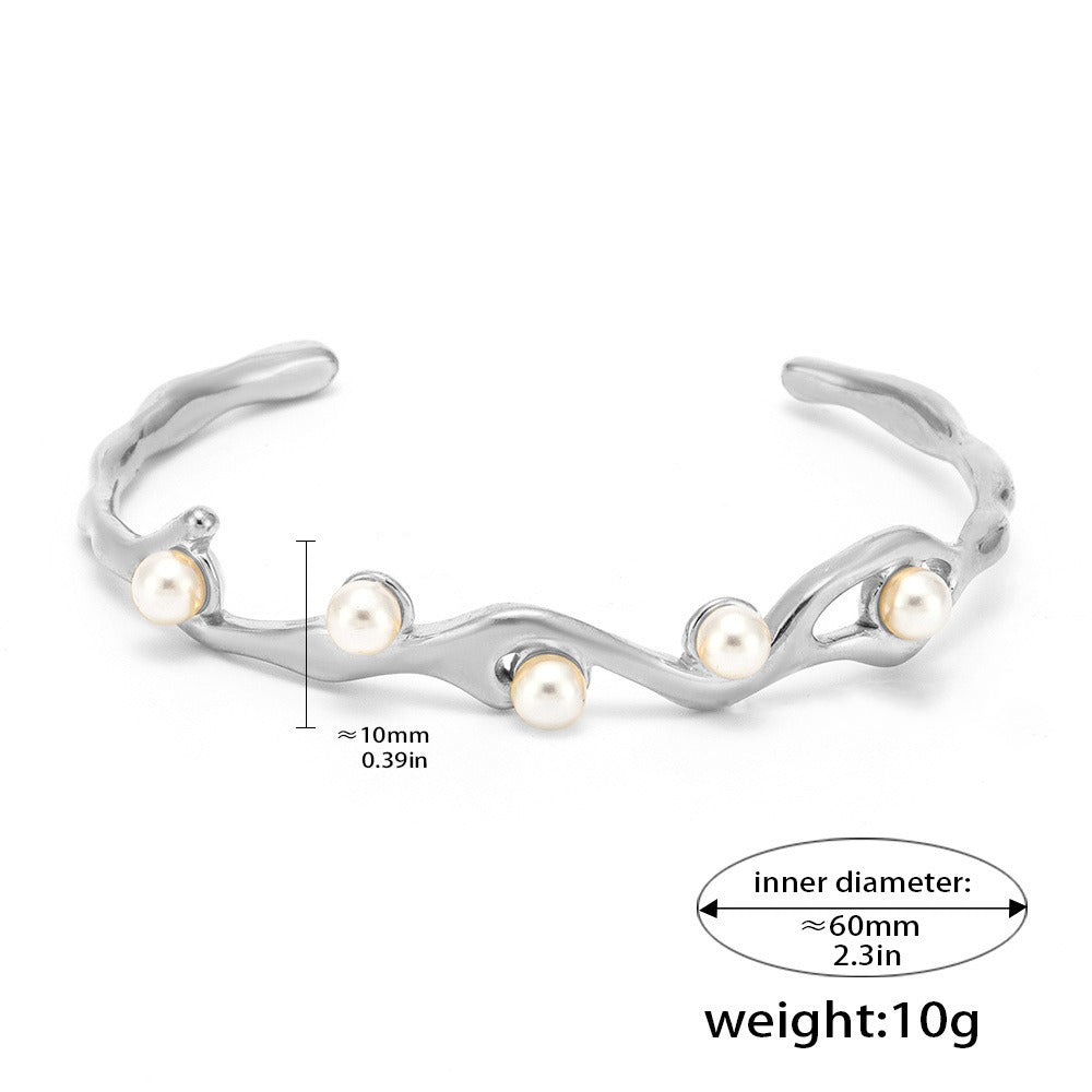 Kaze Irregular C-Shape Pearl Bangle | 18K Gold Pearl Inlaid Open Bracelet in Gold &amp; Silver