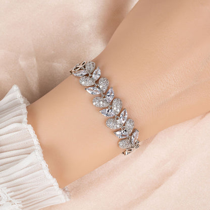 S925 Sterling Silver Micro-Pavé Zirconia Leaf and Fishtail Link Chain Bracelet White background