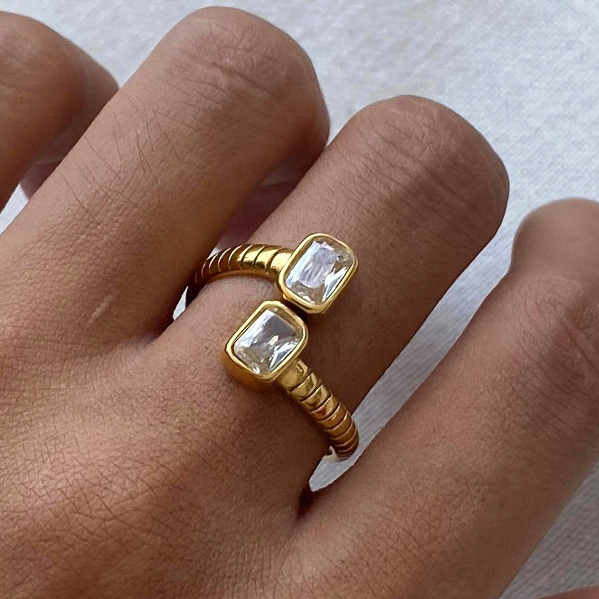 Kaze Geometric Gemstone High-End Open Ring | 18K Gold Adjustable Luxury Ring