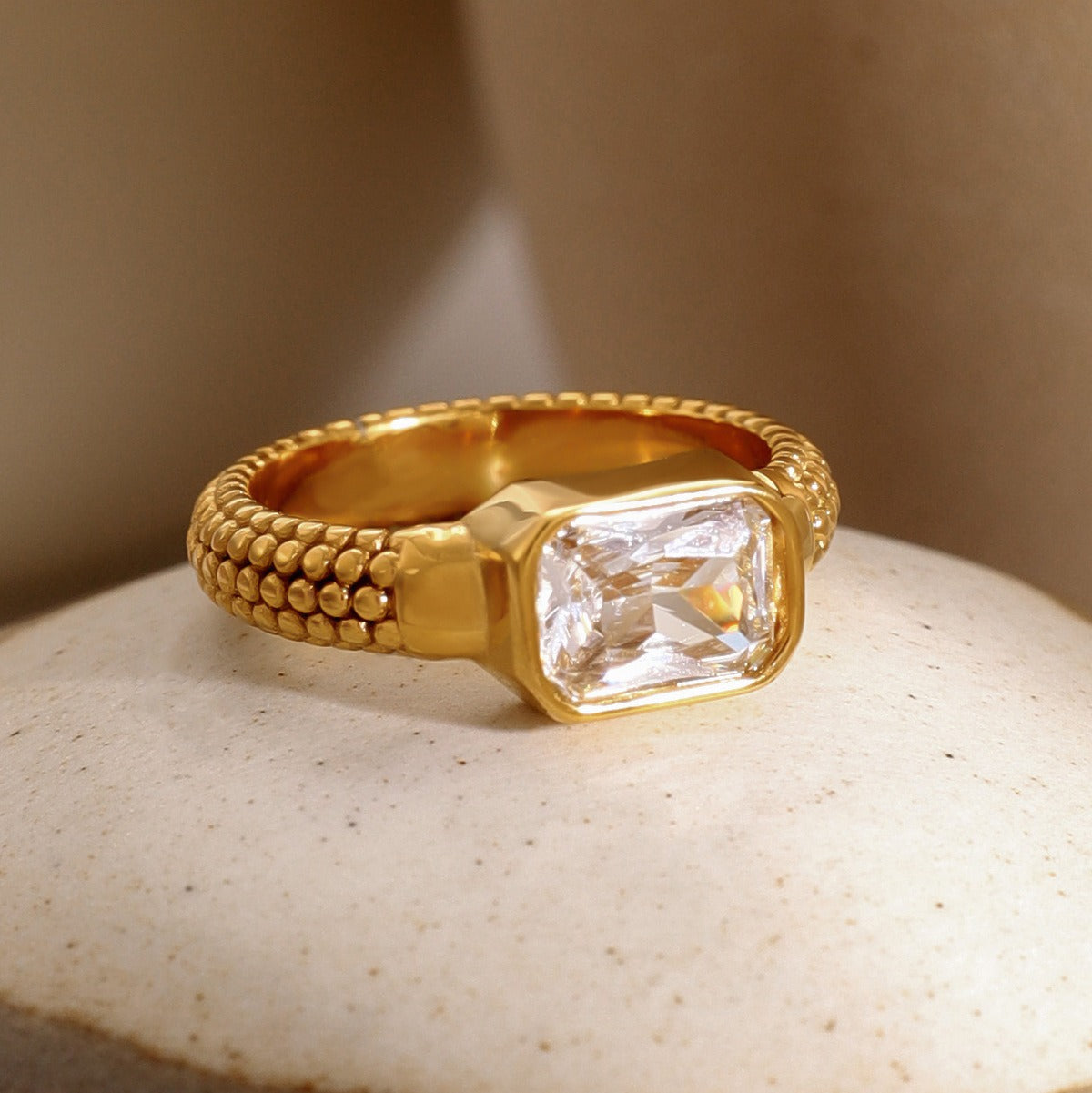 Kaze Rectangular Gemstone Beaded Design Ring | 18K Gold Luxury Ring Size 7