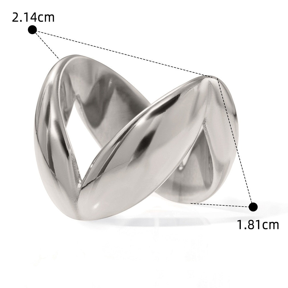 Kaze Elegant V-Shaped Simple Style Ring | 18K Gold Minimalist Ring in Gold &amp; Silver Silver