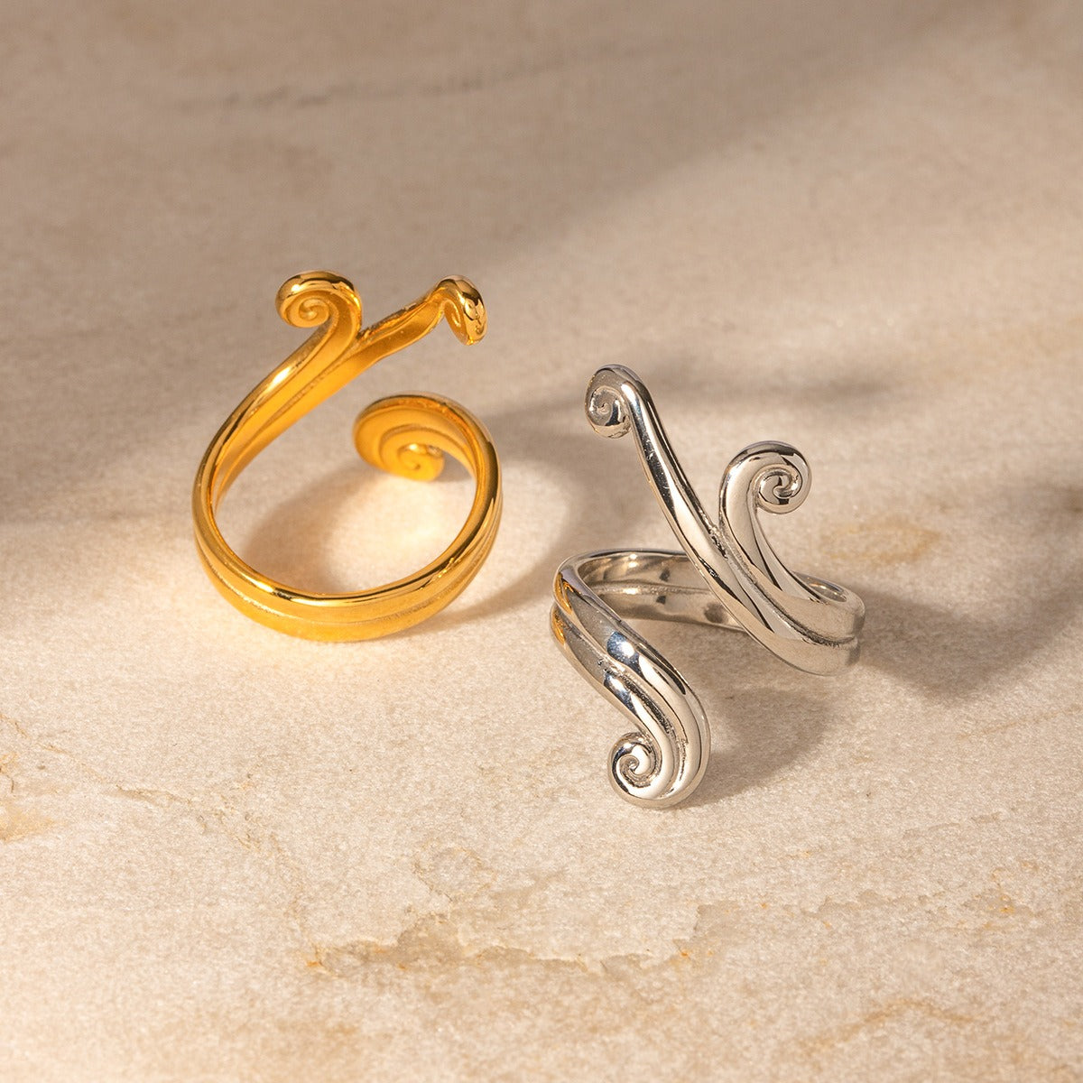 Kaze Thread Circle Design Ring | 18K Gold Exquisite Artisan Adjustable Ring