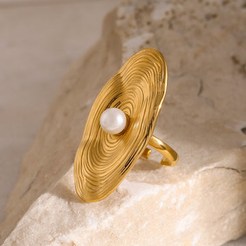 Kaze Oval Pearl Inlay Textured Ring | 18K Gold Adjustable Pearl Ring