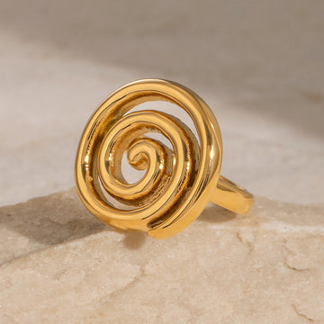 Kaze Spiral Minimalist Ring | 18K Gold Elegant Spiral Design Ring