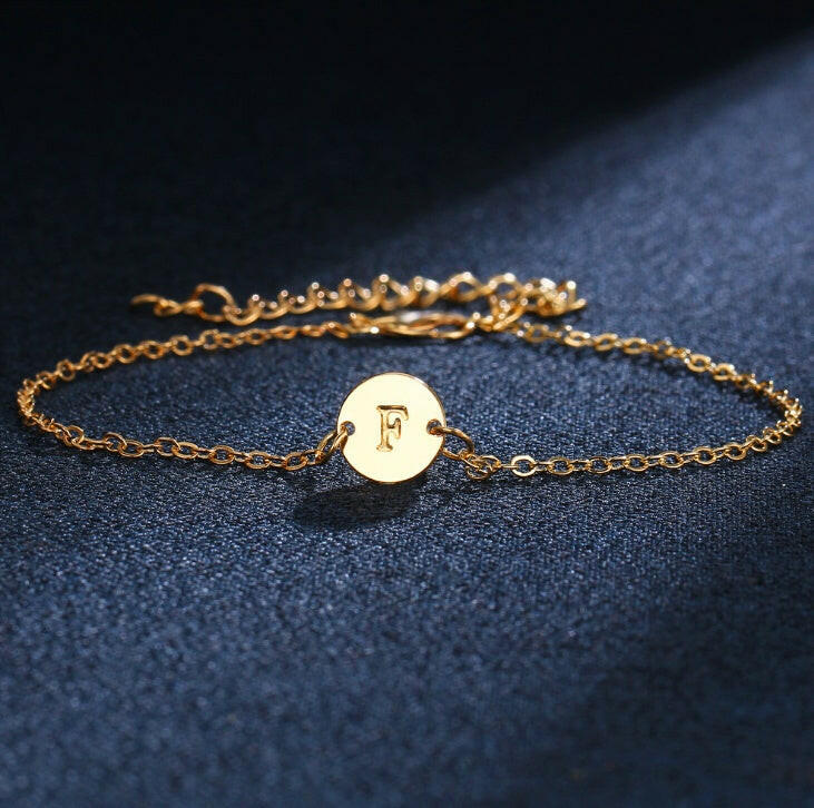 Kaze Adjustable Gold-Tone Initial Bracelet | Personalised Letter Bracelet in 26 Variants