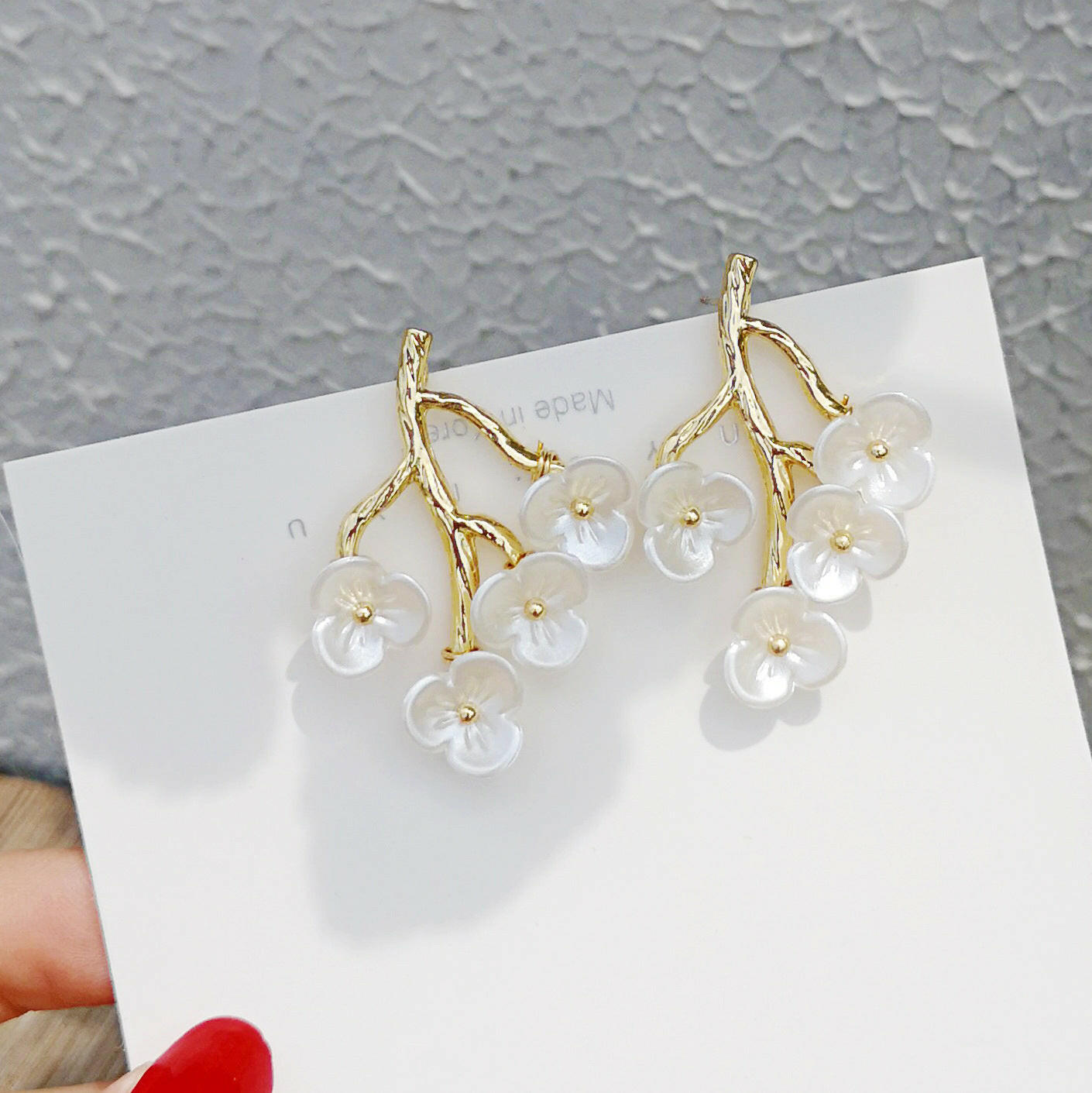 Kaze 925 Sterling Silver Pearl Flower Branch Earrings | Botanical Pearl Stud Earrings