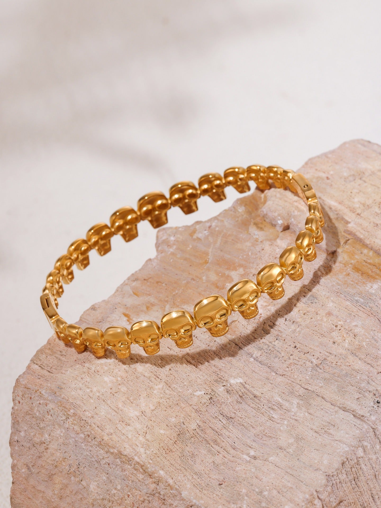 Kaze Skull Design Dark Style Bracelet | 18K Gold Statement Bracelet in Gold &amp; Silver