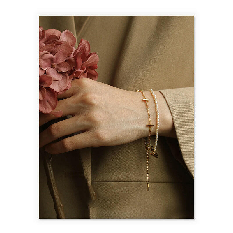 Kaze Geometric Brass Bracelet | Adjustable Minimalist Gold-Tone Open Band Bracelet