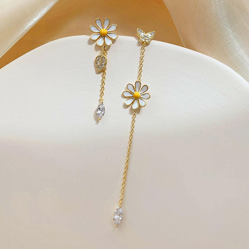 Kaze Rhinestone Tassel Drop Earrings | Floral Crystal Long Tassel Earrings