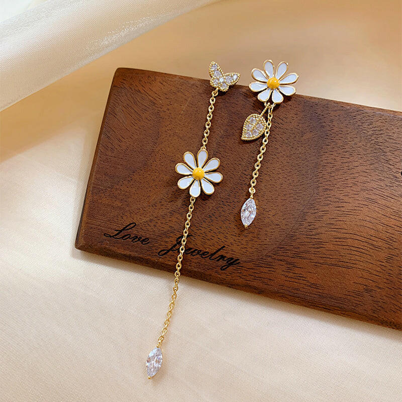 Kaze Rhinestone Tassel Drop Earrings | Floral Crystal Long Tassel Earrings