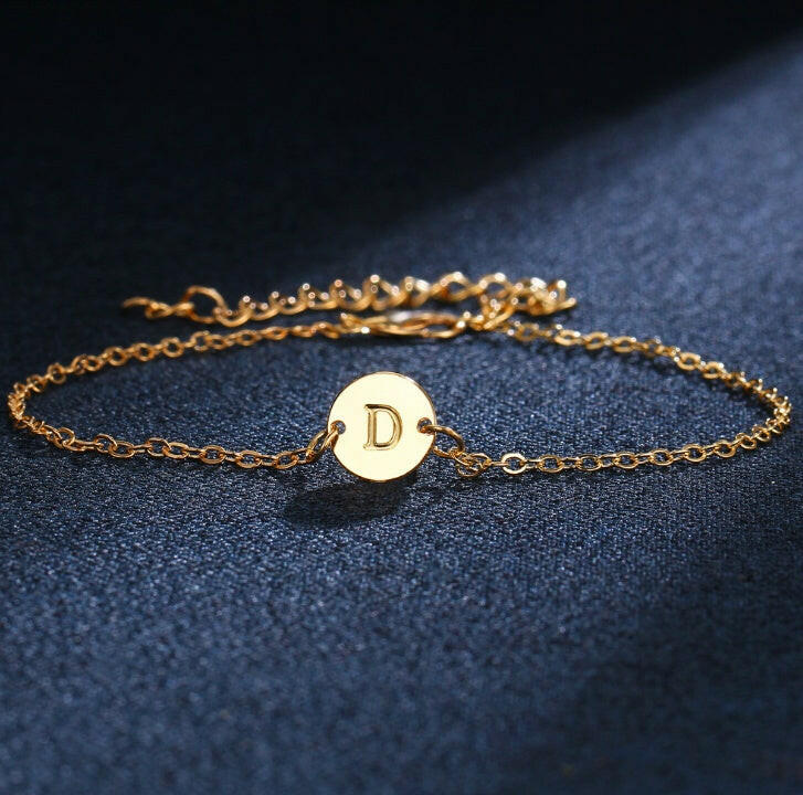 Kaze Adjustable Gold-Tone Initial Bracelet | Personalised Letter Bracelet in 26 Variants