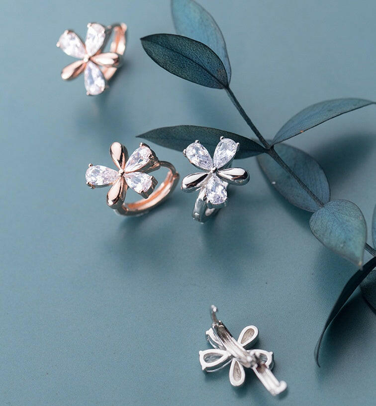 Kaze Five-Petal Sterling Silver Flower Earrings | Crystal-Set Botanical Stud Earrings in Silver &amp; Gold