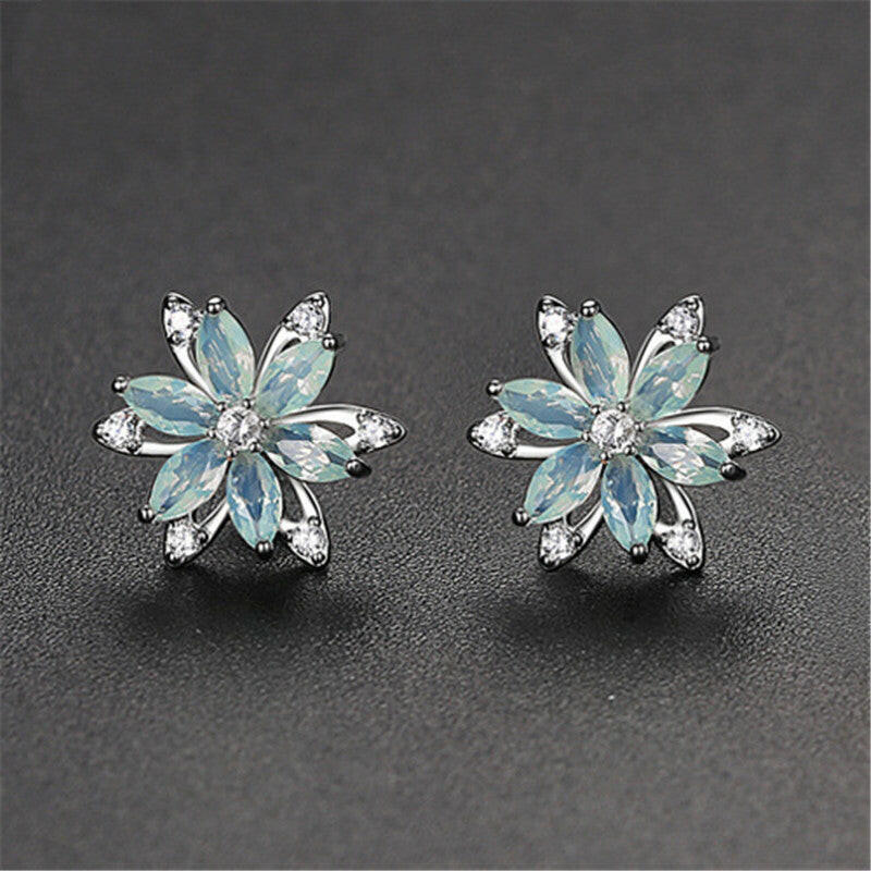 Kaze Korean-Style Stainless Steel Zircon Flower Earrings | Hypoallergenic Stud Earrings in Silver &amp; Gold Silver