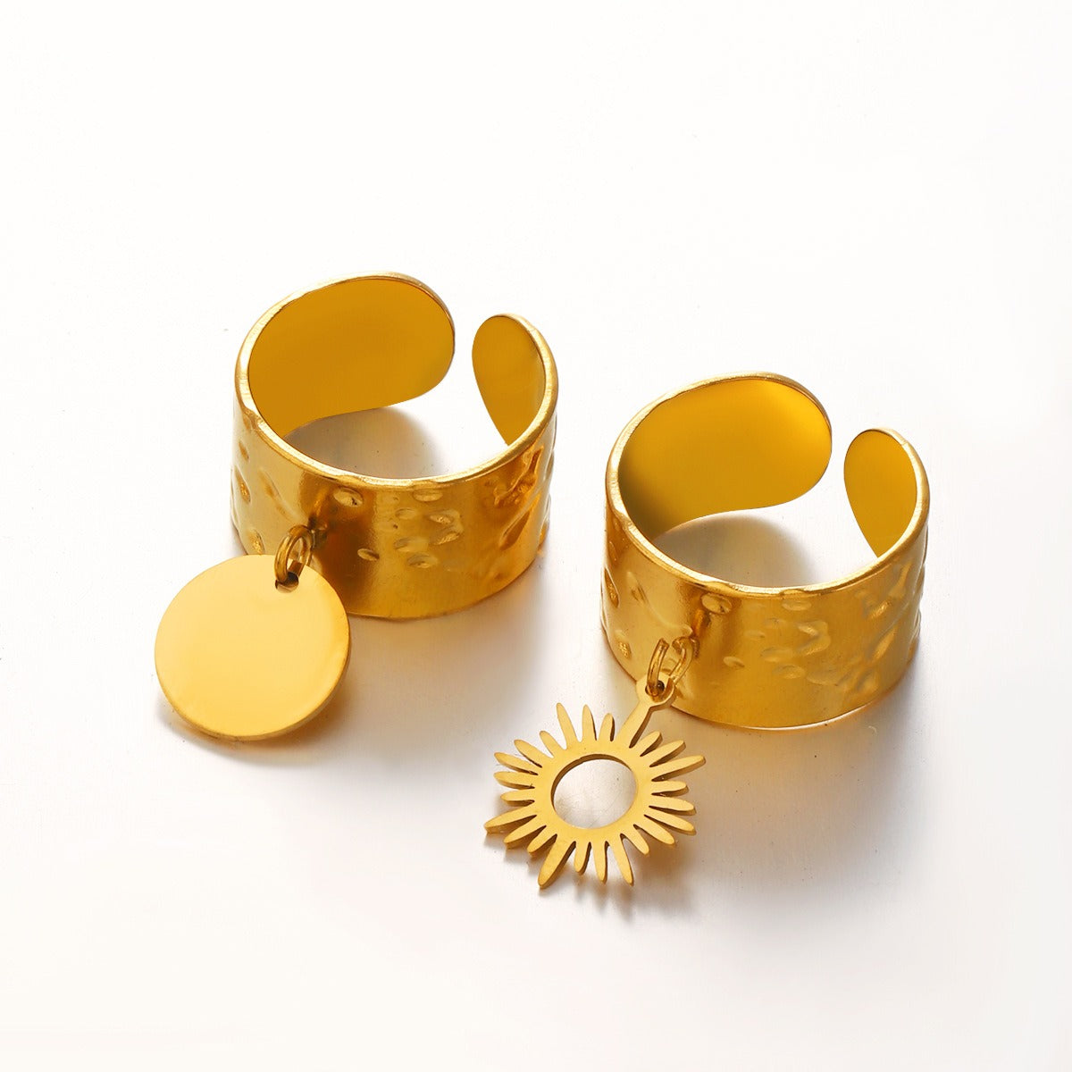 Kaze 18K Gold Geometric Circular Titanium Ring | Adjustable Gold Ring in Ring A &amp; B