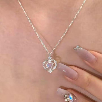 Kaze Gradient Heart Pendant Water Wave Chain Necklace | Colourful Alloy Heart Necklace