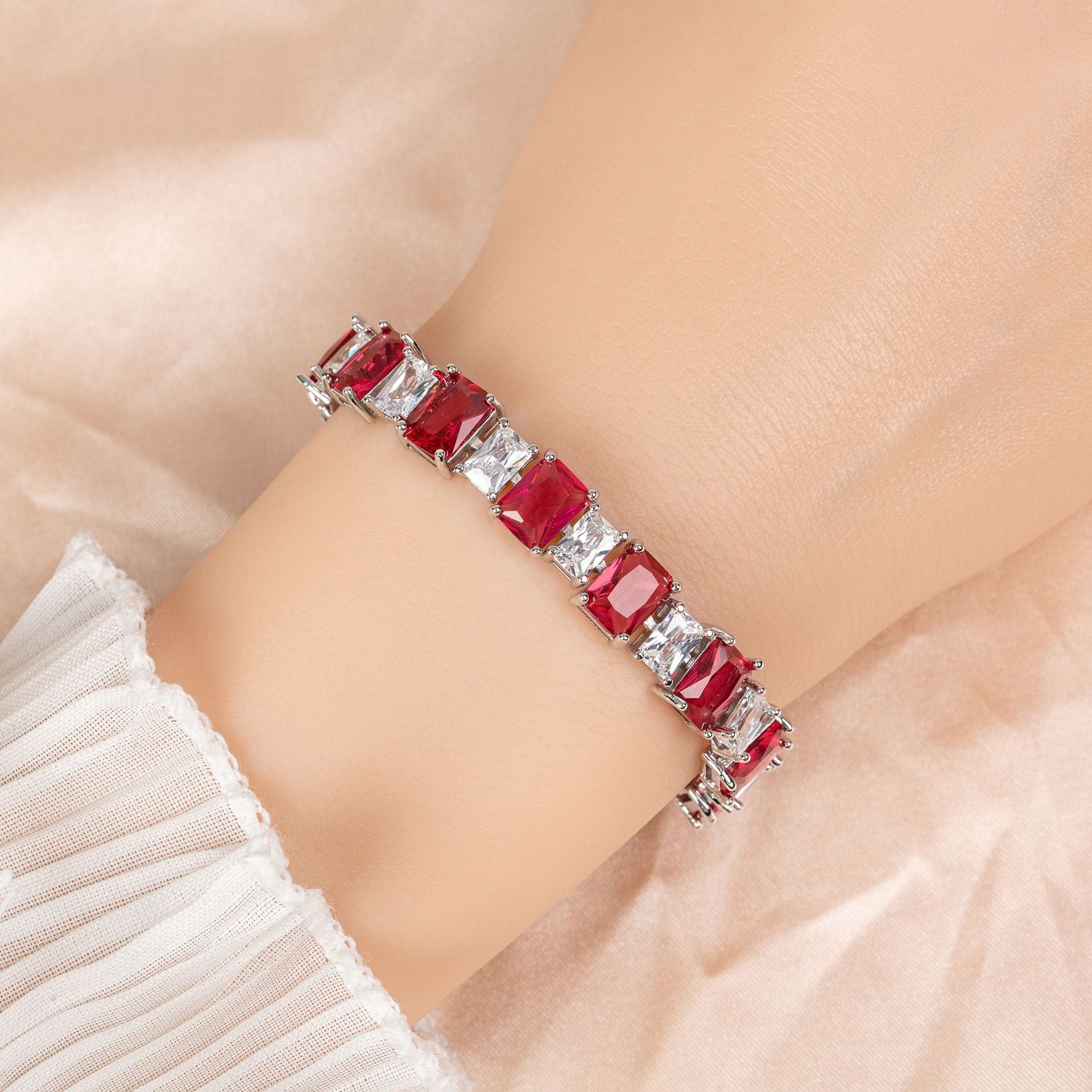 Kaze Square Micro-Pavé Zirconia Enamel Bracelet | Geometric Enamel Bracelet in 4 Colours Rose-Red on a White Background