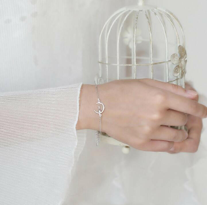 Kaze Cat on the Moon S925 Bracelet | Sterling Silver Lunar Cat Charm Bracelet