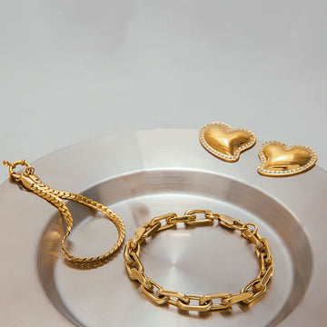 Kaze 18K Gold Heart-Shaped Earrings and Bracelet Set with Zircon Accents | 3-Piece Romantic Jewellery Set