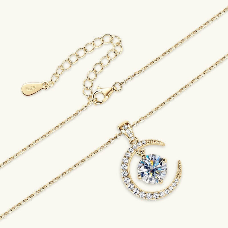 Kaze Minimalist S925 Crescent Moissanite Pendant Necklace | D-Color VVS1 Silver Necklace