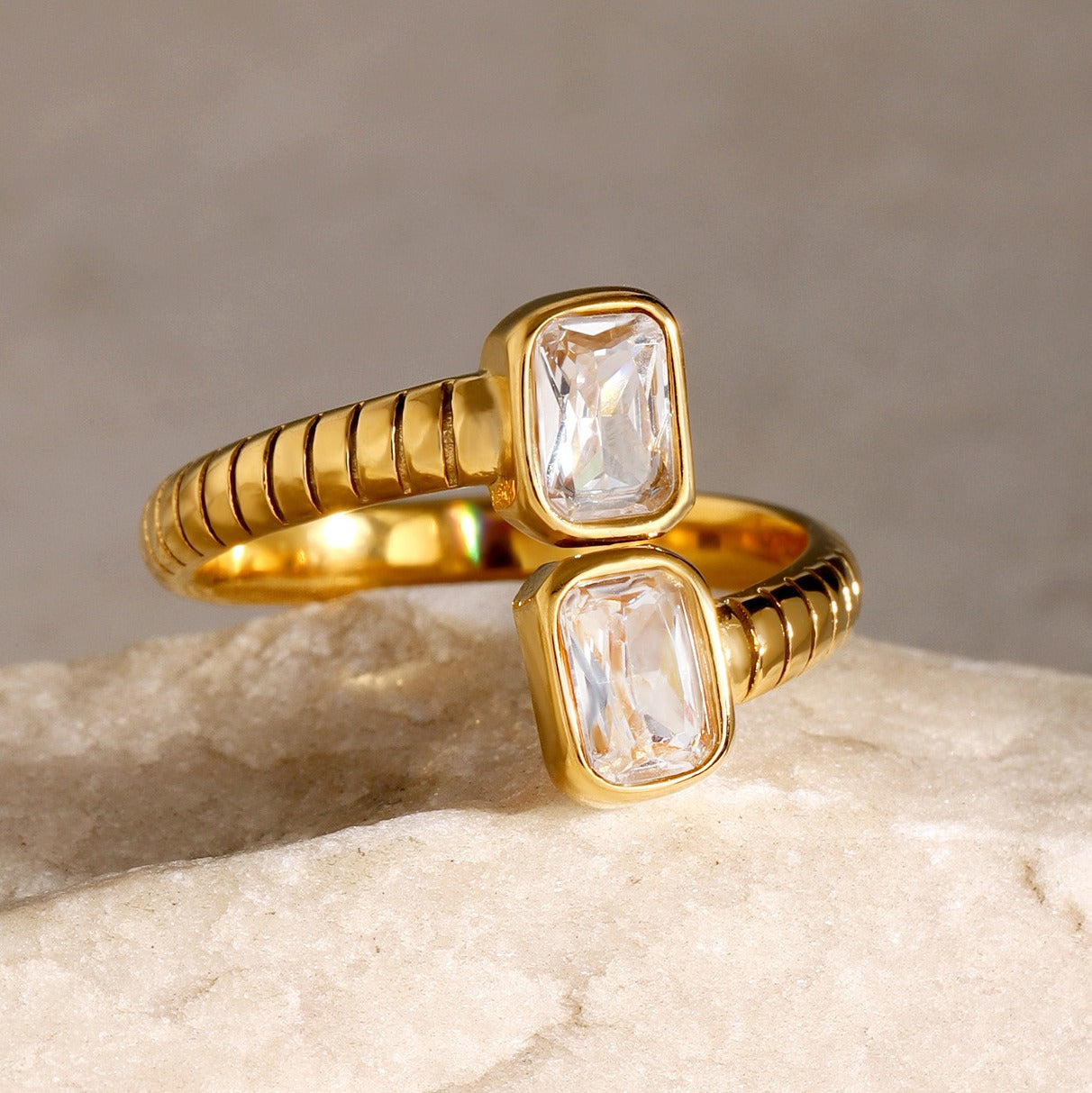 Kaze Geometric Gemstone High-End Open Ring | 18K Gold Adjustable Luxury Ring