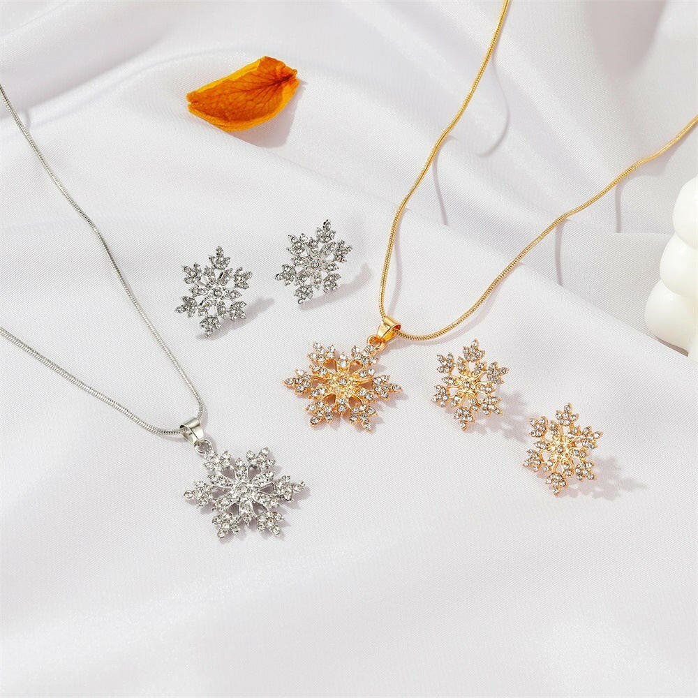 Kaze Rhinestone Snowflake Jewellery Set | Necklace, Earrings &amp; Ring in Gold &amp; Silver
