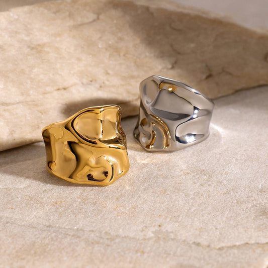 Kaze Adjustable Hammered Texture Ring | 18K Gold Artisan Finish Ring in Gold &amp; Silver