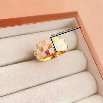 Kaze Vintage Checkered Pattern Ring | 18K Gold Titanium Steel Ring Sizes 6–9 US