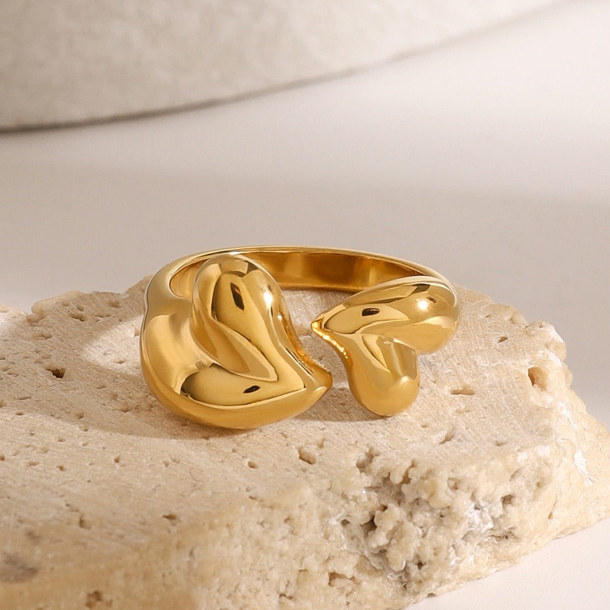 Kaze Double Heart Luxury Open Ring | 18K Gold Romantic Adjustable Ring