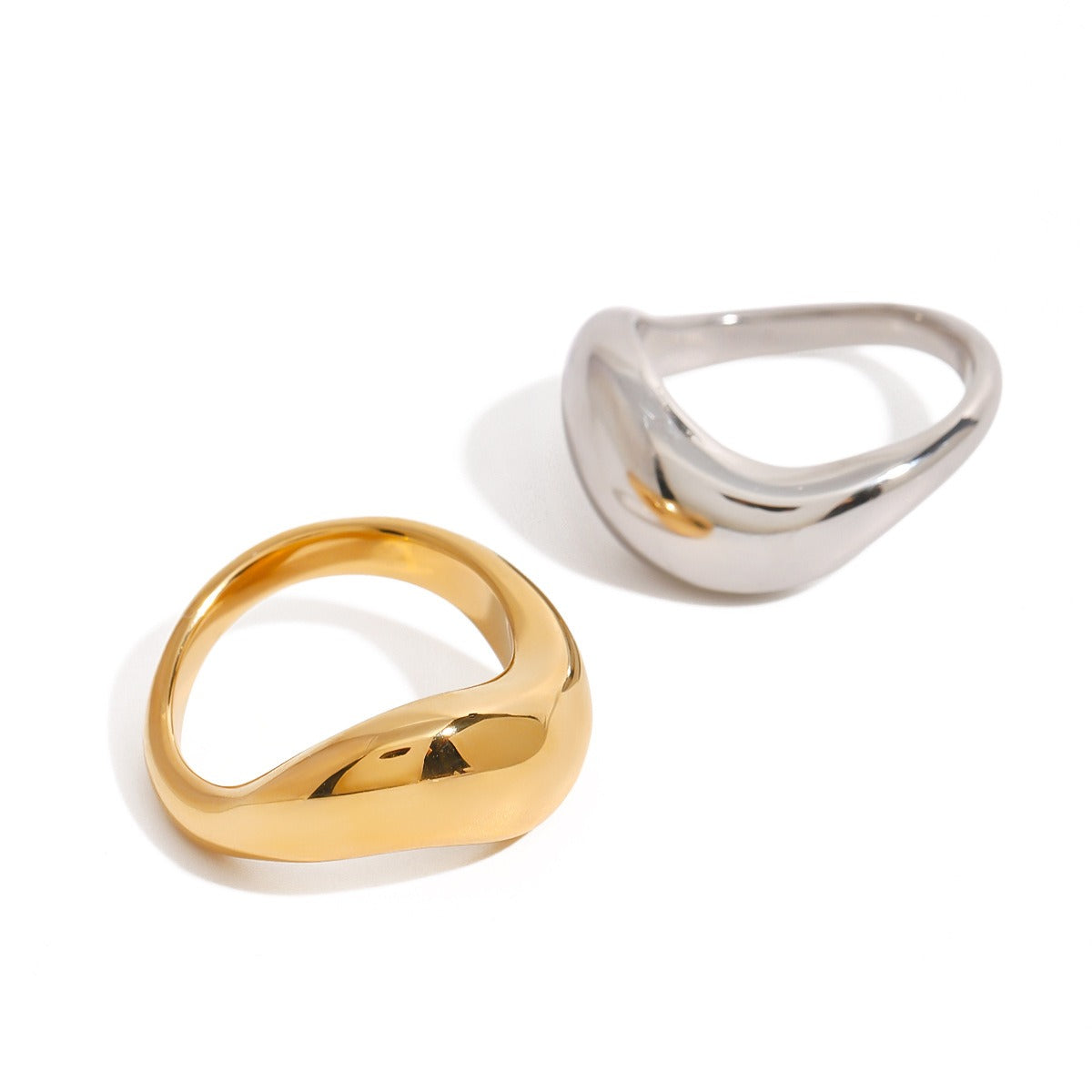 Kaze Geometric Minimalist Fashion Ring | 18K Gold Ring in Gold &amp; Silver — 6 Variants