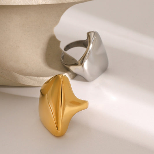 Kaze Simple Trapezoid Open Ring | 18K Gold Minimalist Geometric Ring in Gold &amp; Silver