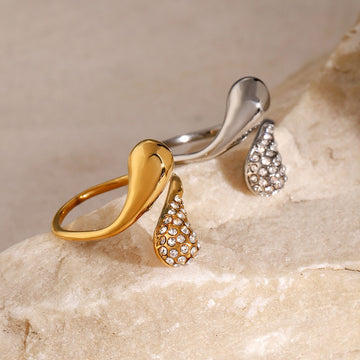 Kaze Stylish Teardrop Diamond Adjustable Ring | 18K Gold Elegant Ring in Gold &amp; Silver