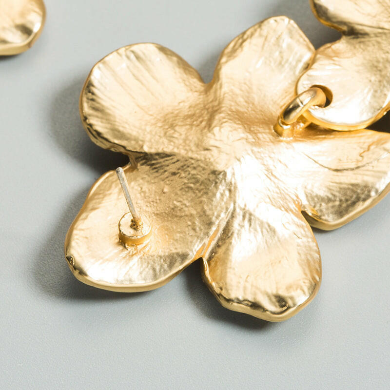 Kaze Golden Flower Earrings | Gold-Plated Floral Stud Earrings for Women