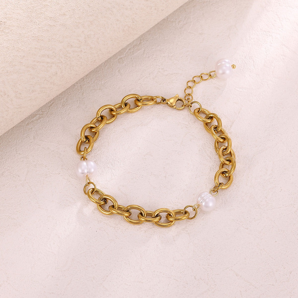 Kaze 18K Gold and Pearl Two-Tone Titanium Bracelet | Pearl &amp; Gold Titanium Bracelet in 2 Styles