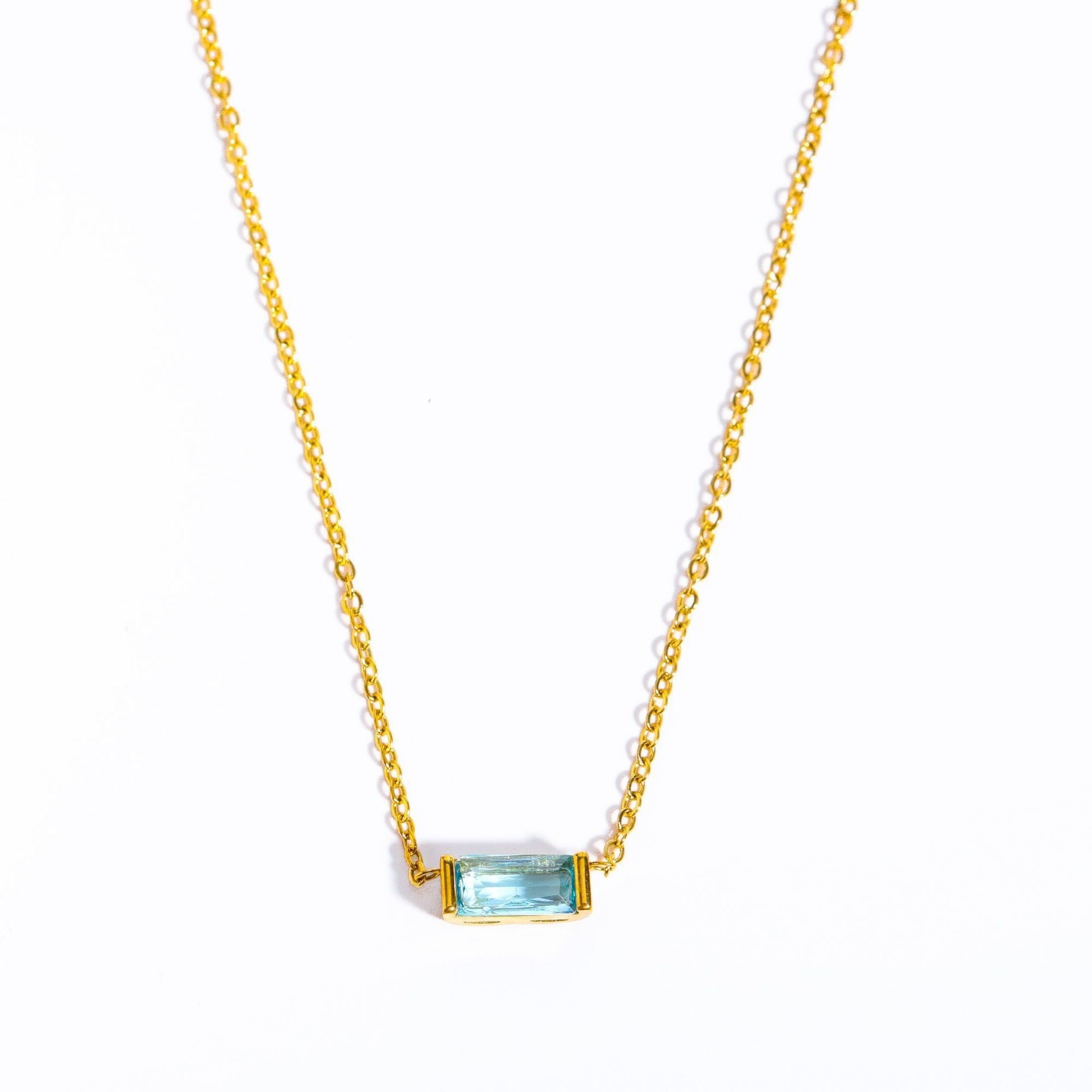 Kaze 18K Gold Vintage Pearl and Birthstone Bracelet | Sailor Clasp Luxury Bracelet