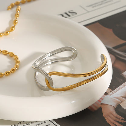 Kaze 18K Gold Geometric Line Bracelet | Gold and Silver Colour Contrast Classic Fashion Bracelet