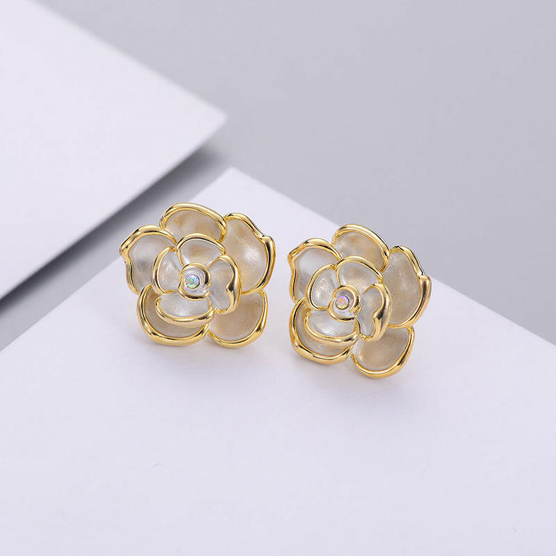 Kaze Irregular Tassel Drop Earrings | Trendy Gold Copper Fashion Earrings for Women