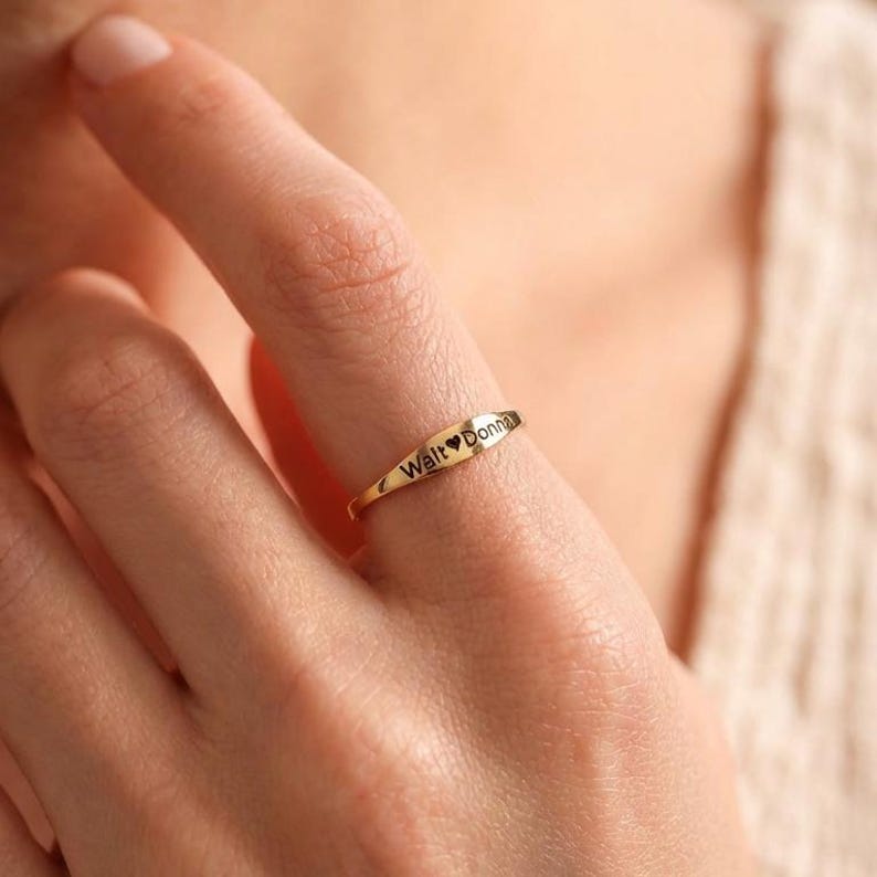 Kaze Custom Engraved Smooth Name Ring | Inside &amp; Outside Personalised Ring in Silver, Gold &amp; Rose Gold