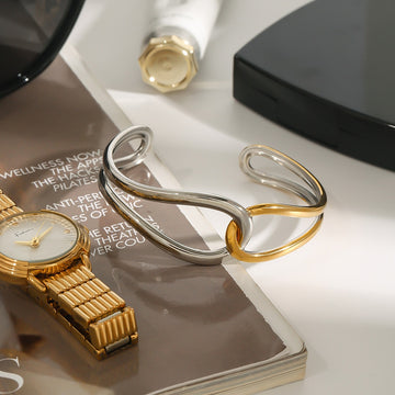 Kaze 18K Gold Geometric Line Bracelet | Gold and Silver Colour Contrast Classic Fashion Bracelet