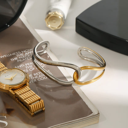 Kaze 18K Gold Geometric Line Bracelet | Gold and Silver Colour Contrast Classic Fashion Bracelet