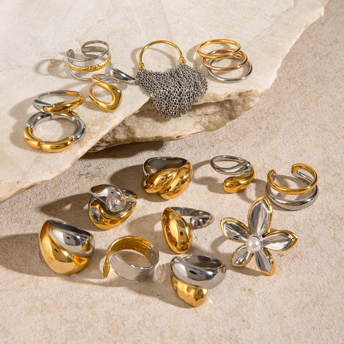Kaze 18K Gold Geometric Fashion Ring Collection | 16 Style Variants in Contemporary Designs