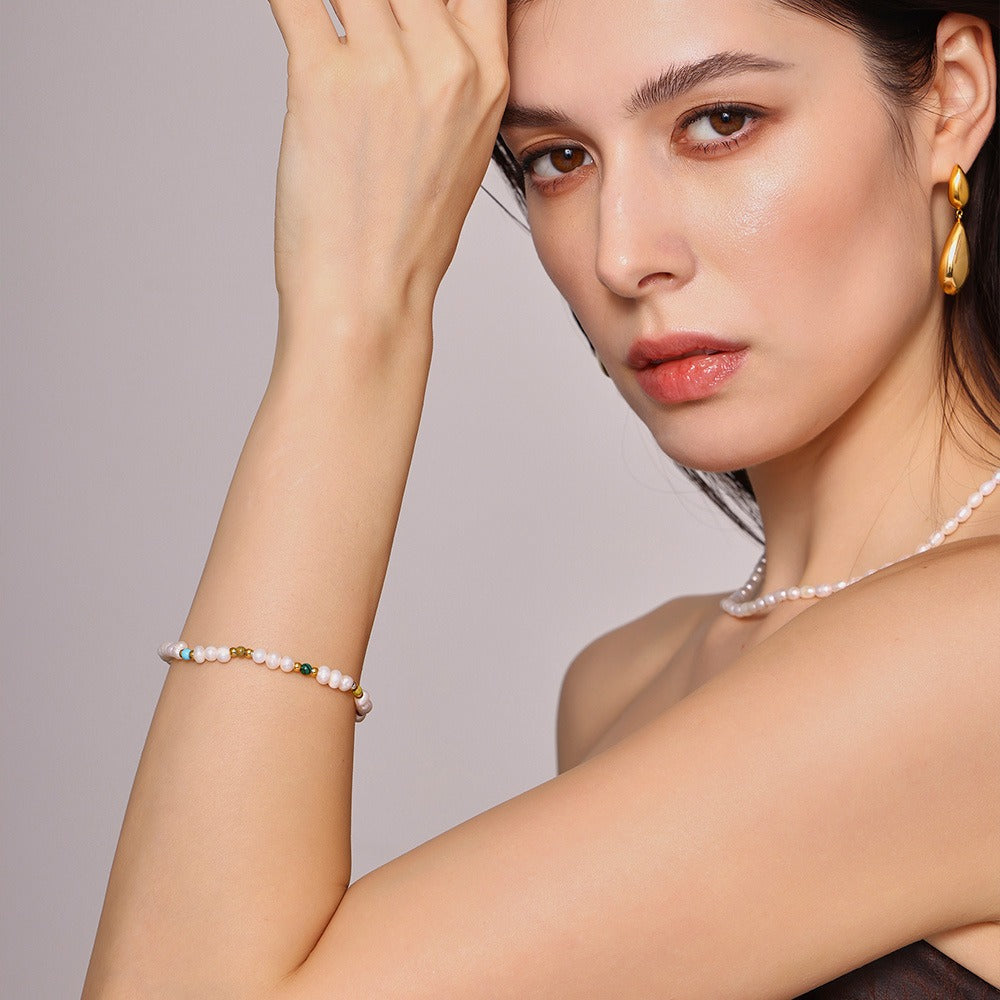Kaze Classic Round Bead Pearl Bracelet | 18K Gold Natural Pearl Bracelet for Women