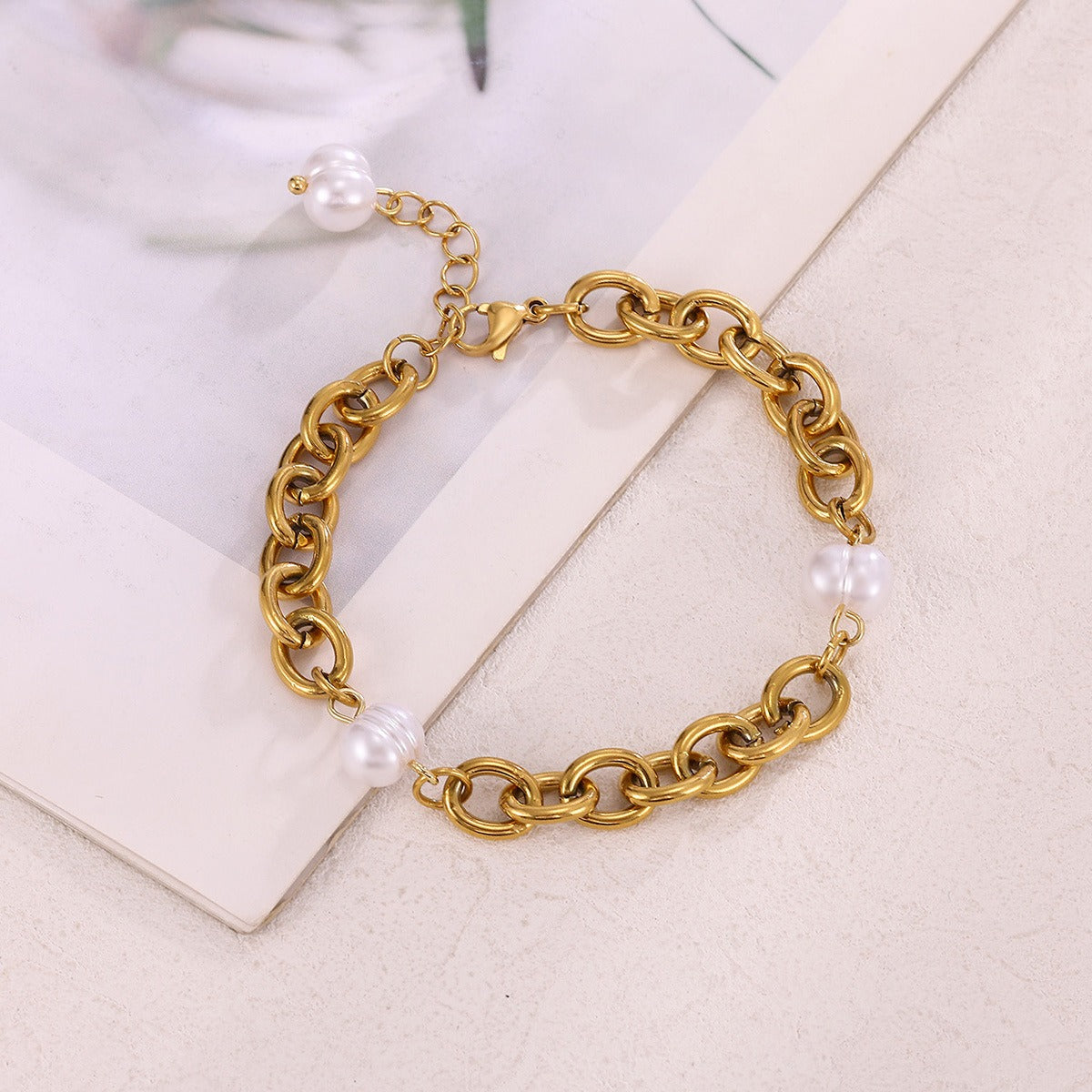 Kaze 18K Gold and Pearl Two-Tone Titanium Bracelet | Pearl &amp; Gold Titanium Bracelet in 2 Styles