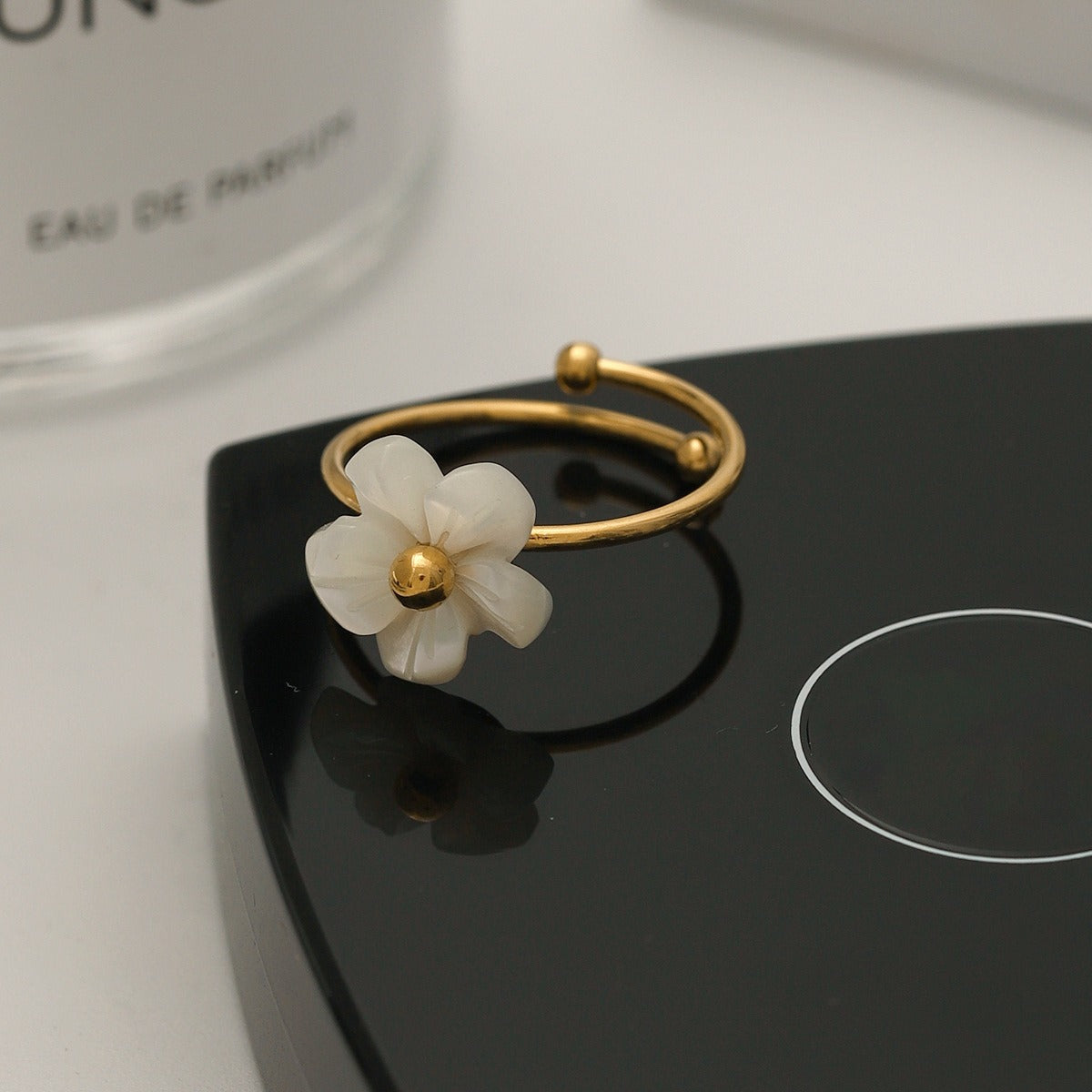 Kaze Noble Flower Ring | 18K Gold Adjustable Floral Ring for Women