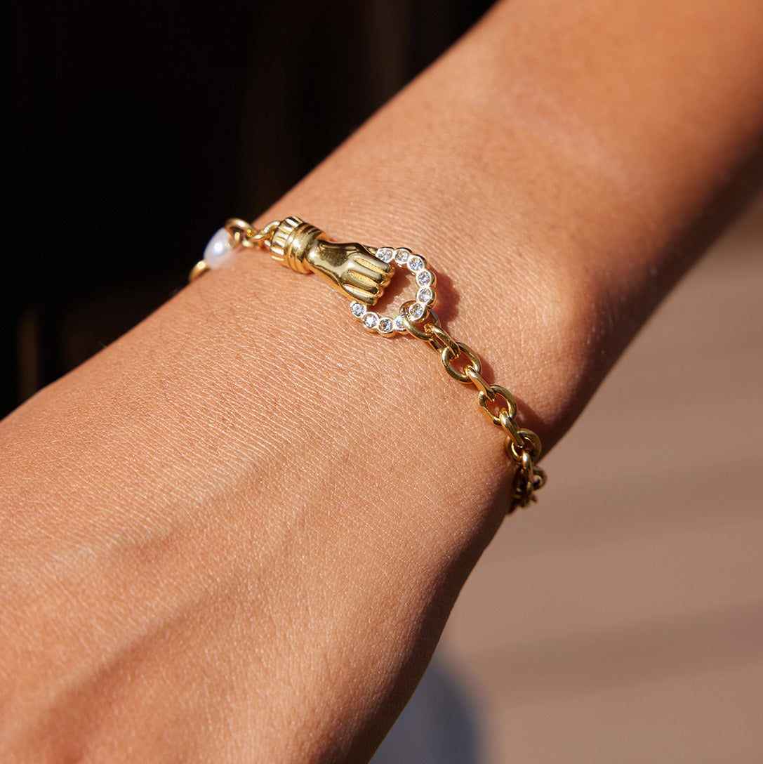 Kaze 18K Gold-Plated Lightweight Luxury Titanium Steel Bracelet | Premium Bracelet in 2 Style Variants