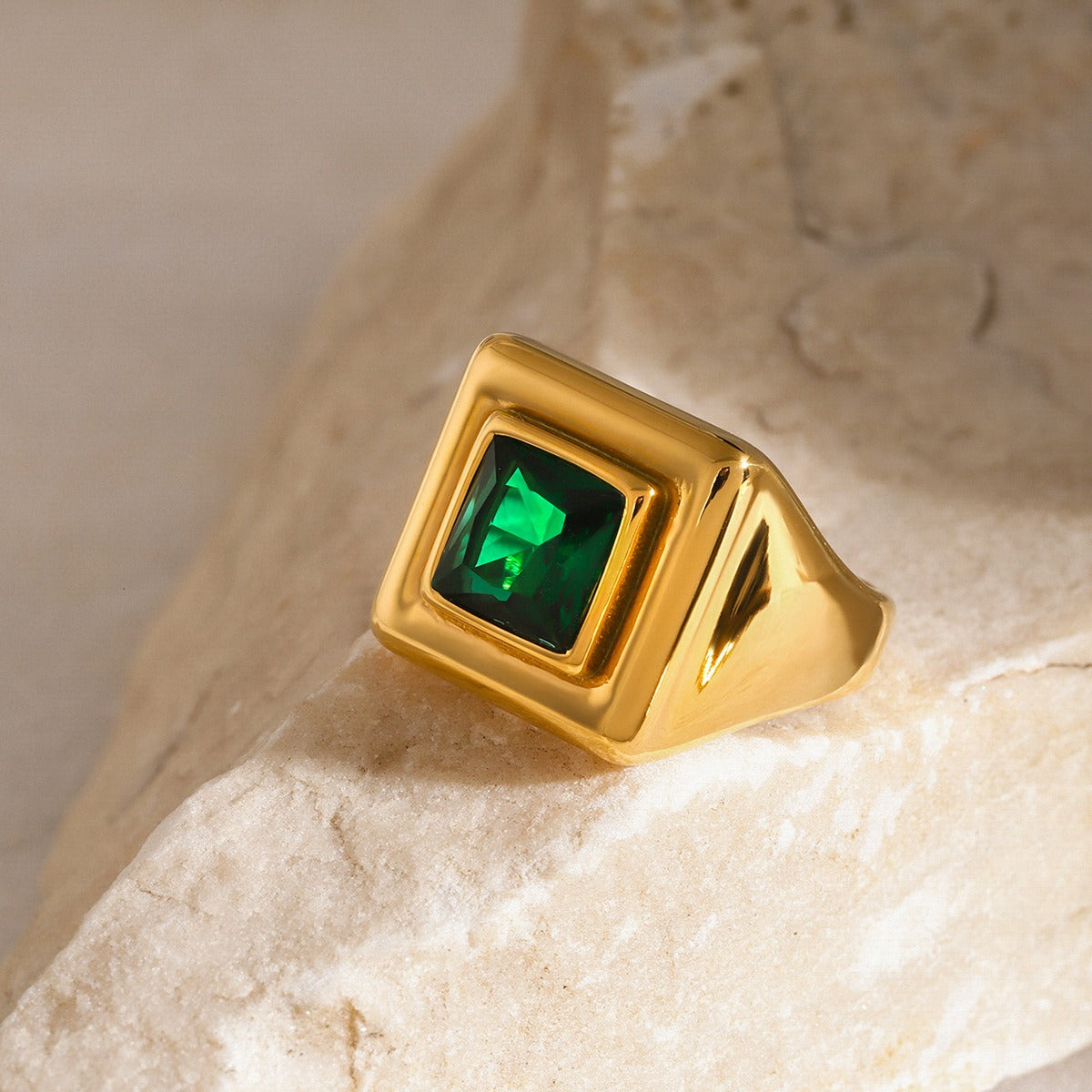 Kaze Simple Elegant Square Gemstone Ring | 18K Gold Ring in White, Green &amp; Blue Size 7