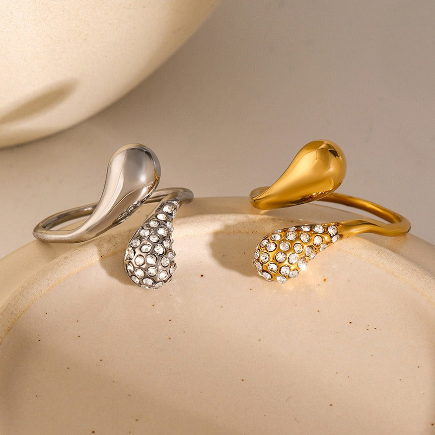 Kaze Stylish Teardrop Diamond Adjustable Ring | 18K Gold Elegant Ring in Gold &amp; Silver