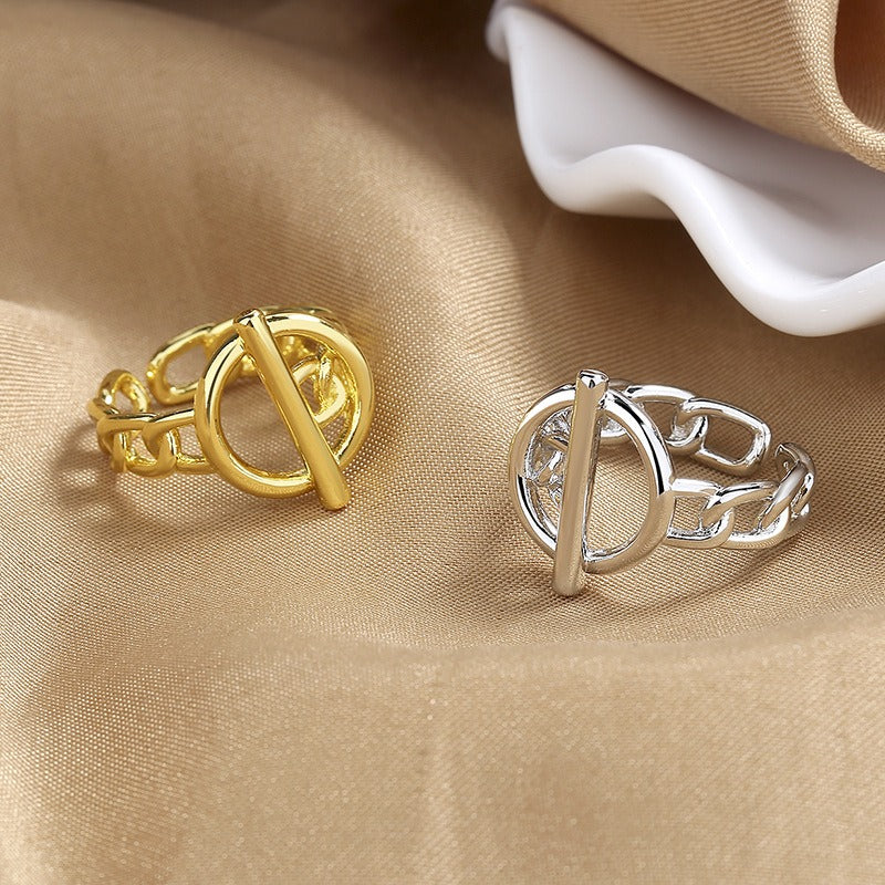 Kaze 18K Gold Minimalist Letter OT Clasp Ring | Adjustable Ring in Gold &amp; Silver