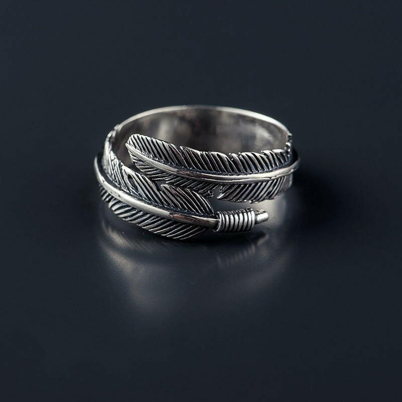 Kaze Retro Feather Adjustable Copper Ring | Open Band Nature-Inspired Ring Black Ajustable
