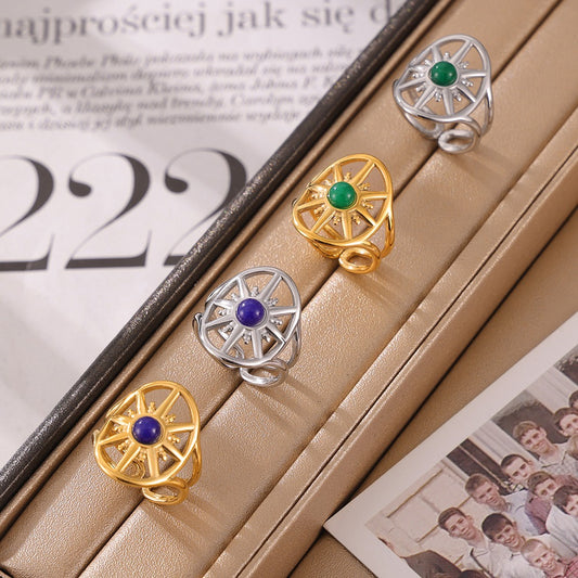 Kaze Classic Vintage Eight-Pointed Star Gemstone Ring | 18K Gold Celestial Ring in Blue &amp; Green